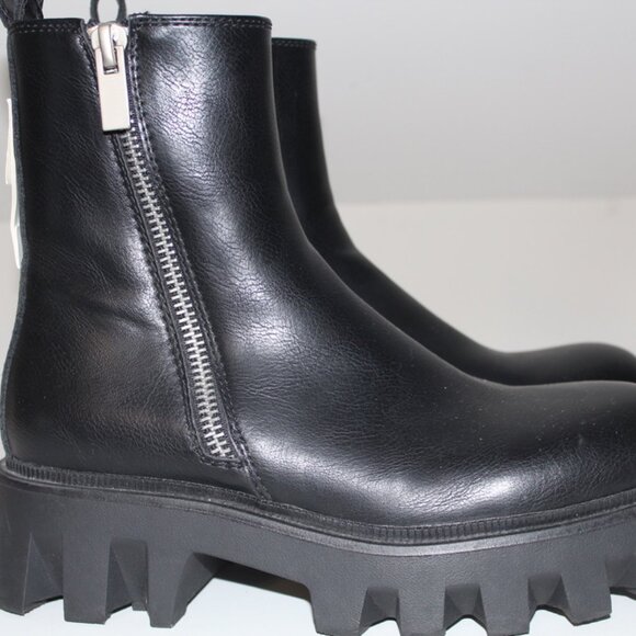 Zara Black Lug Sole Chunky Chelsea Boots Ankle Blogger Favorite EU 41 US 8 Moto - Picture 3 of 7